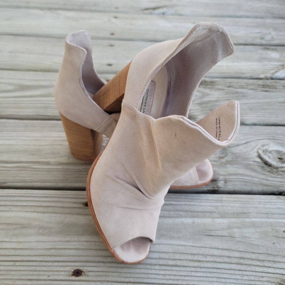 *SOLD* Chinese Laundry Kristin Cavallari Lash Booties, Nude Suede Chunky Size 9
